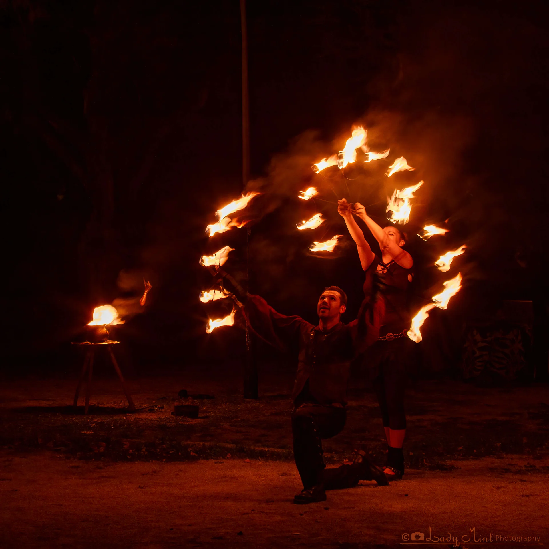 Les Iris de Bel : spectacle de feu,pyrotechnie, son et lumière - Photo 3